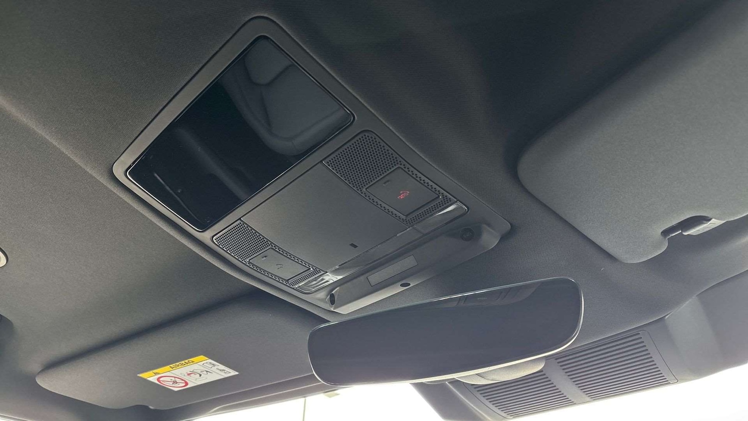 Used Land Rover Defender 90 2025 for sale - 77686671: Photo 23