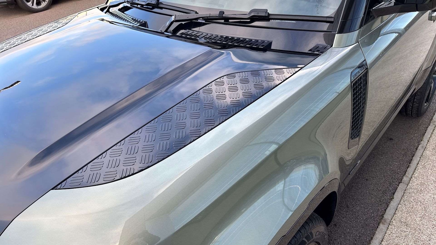 Used Land Rover Defender 2025 for sale - 77112275: Photo 20