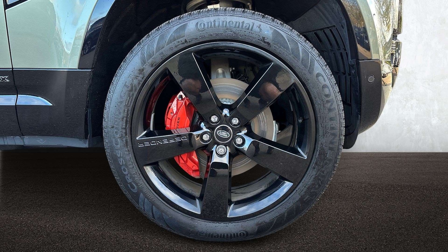 Used Land Rover Defender 2025 for sale - 77112275: Photo 8