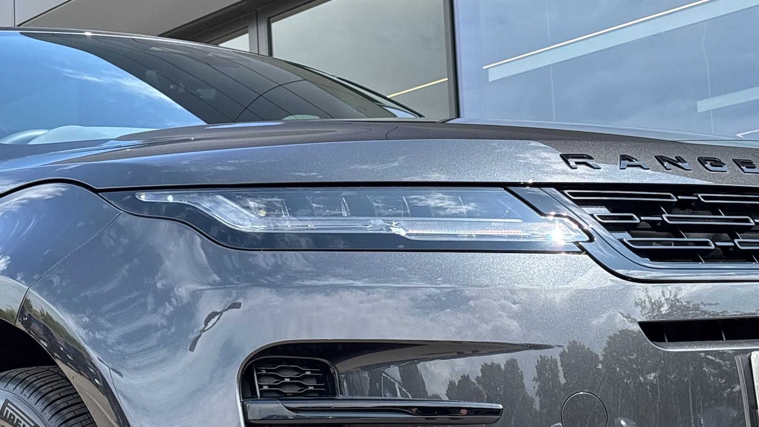 Used Land Rover Range Rover Evoque 2025 for sale - 76460090: Photo 17