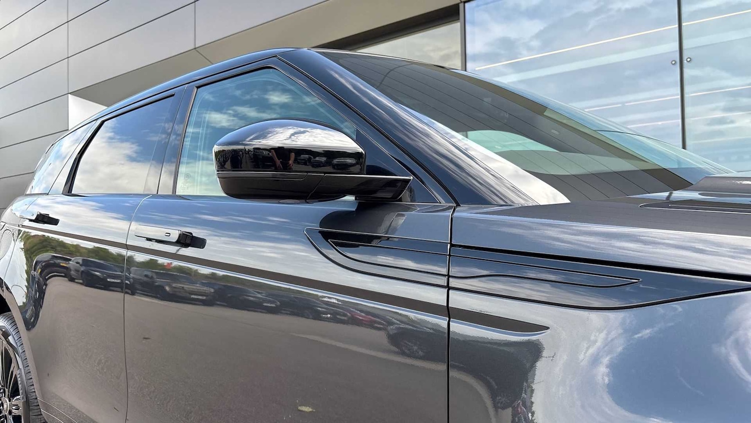 Used Land Rover Range Rover Evoque 2025 for sale - 76460090: Photo 22