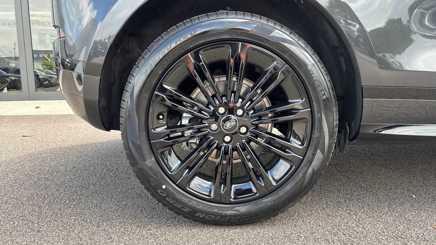 Used Land Rover Range Rover Evoque 2025 for sale - 76460090: Photo 24