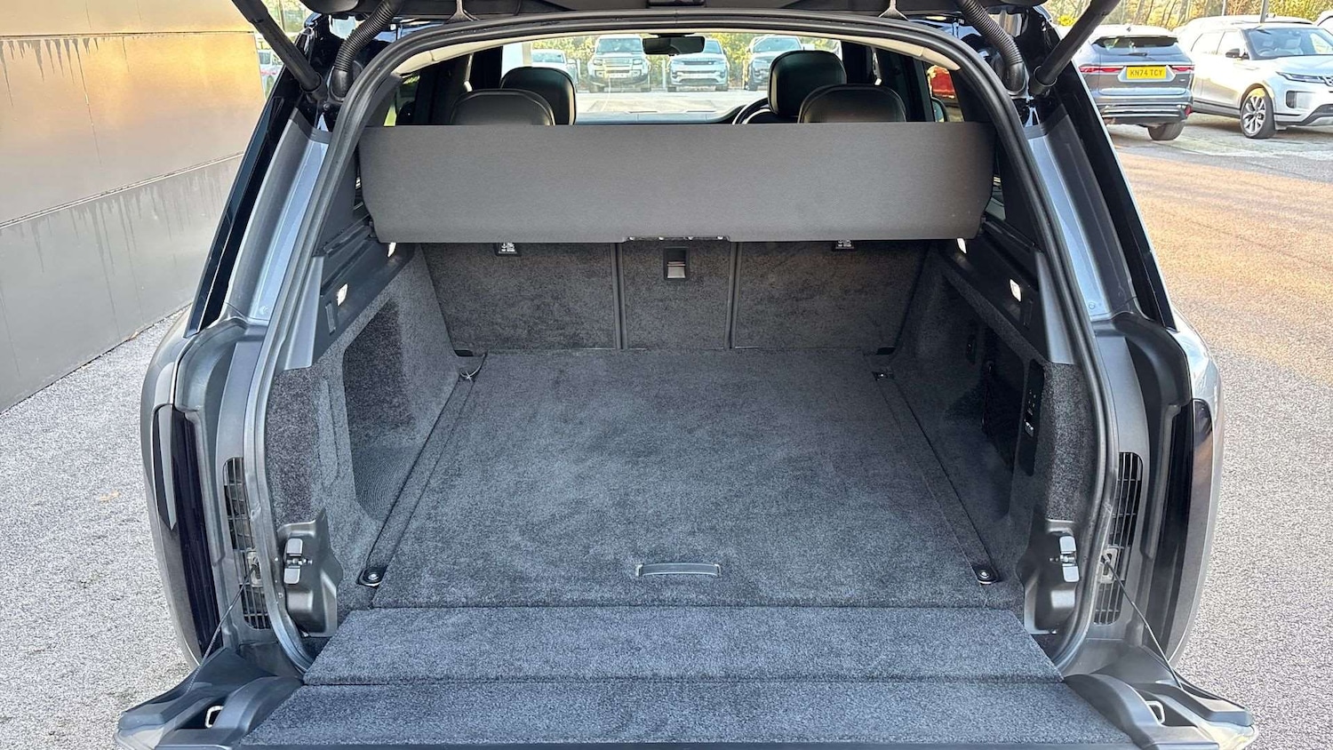 Used Land Rover Range Rover 2024 for sale - 76594319: Photo 10