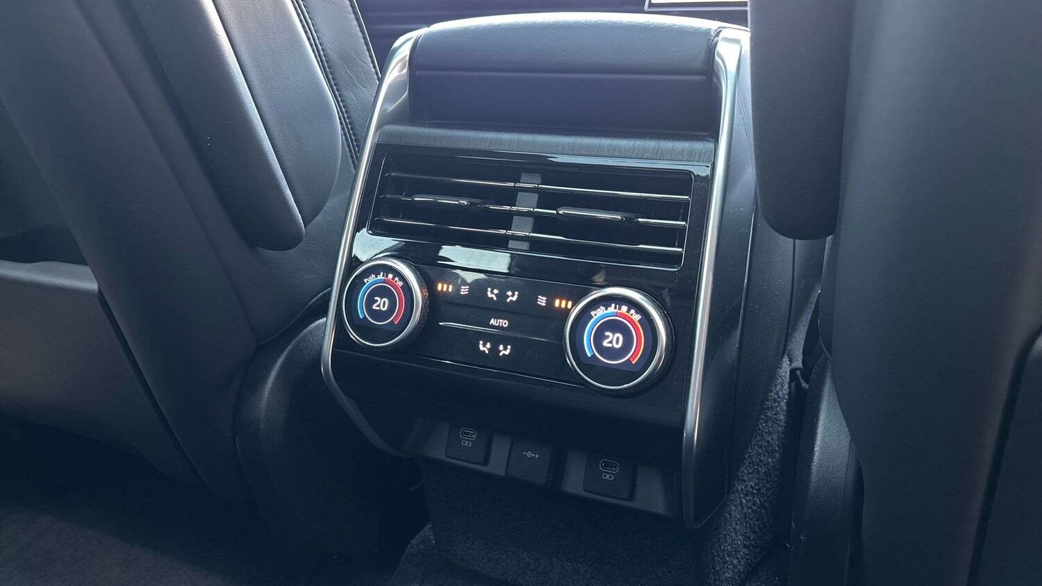 Used Land Rover Range Rover 2024 for sale - 76594319: Photo 18