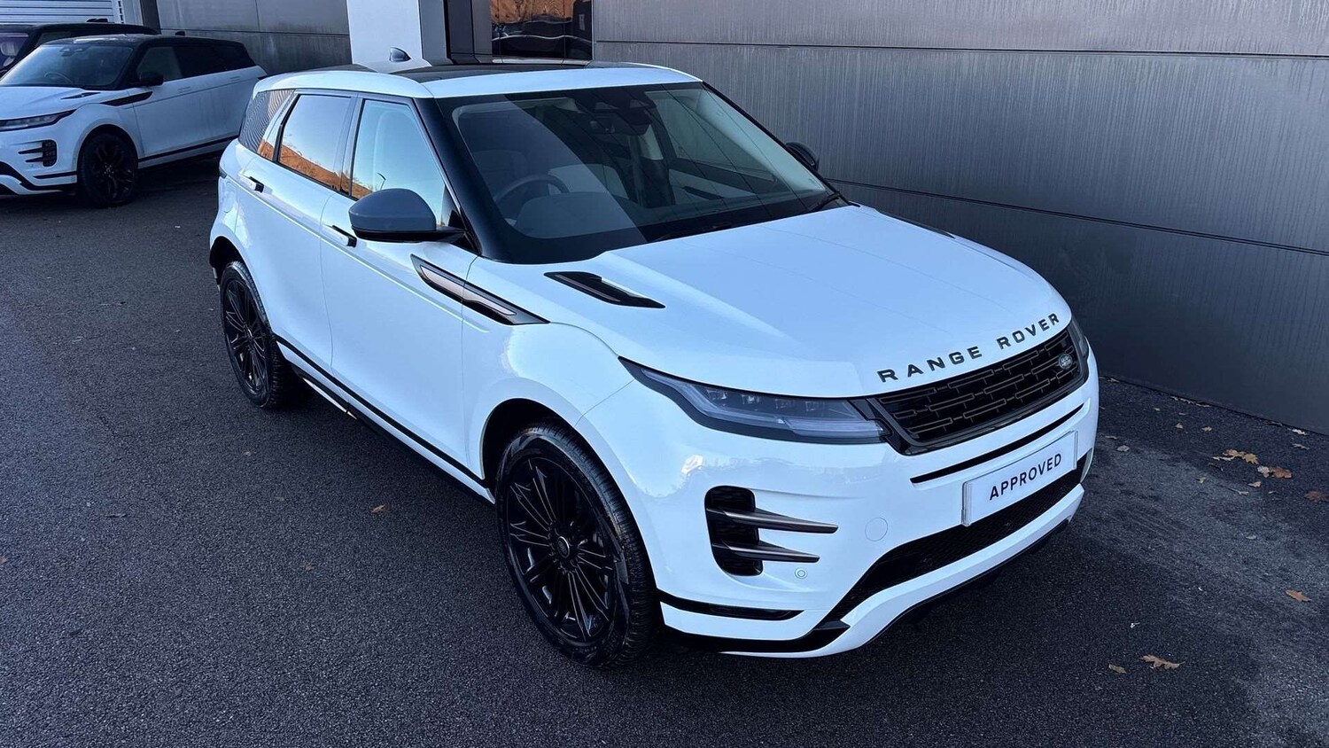 Used Land Rover Range Rover Evoque 2023 for sale - 76704964: Photo 32