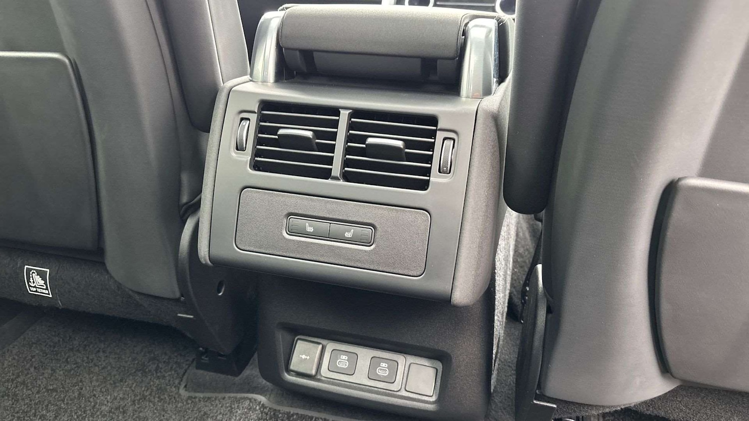 Used Land Rover Discovery 2024 for sale - 76459939: Photo 18