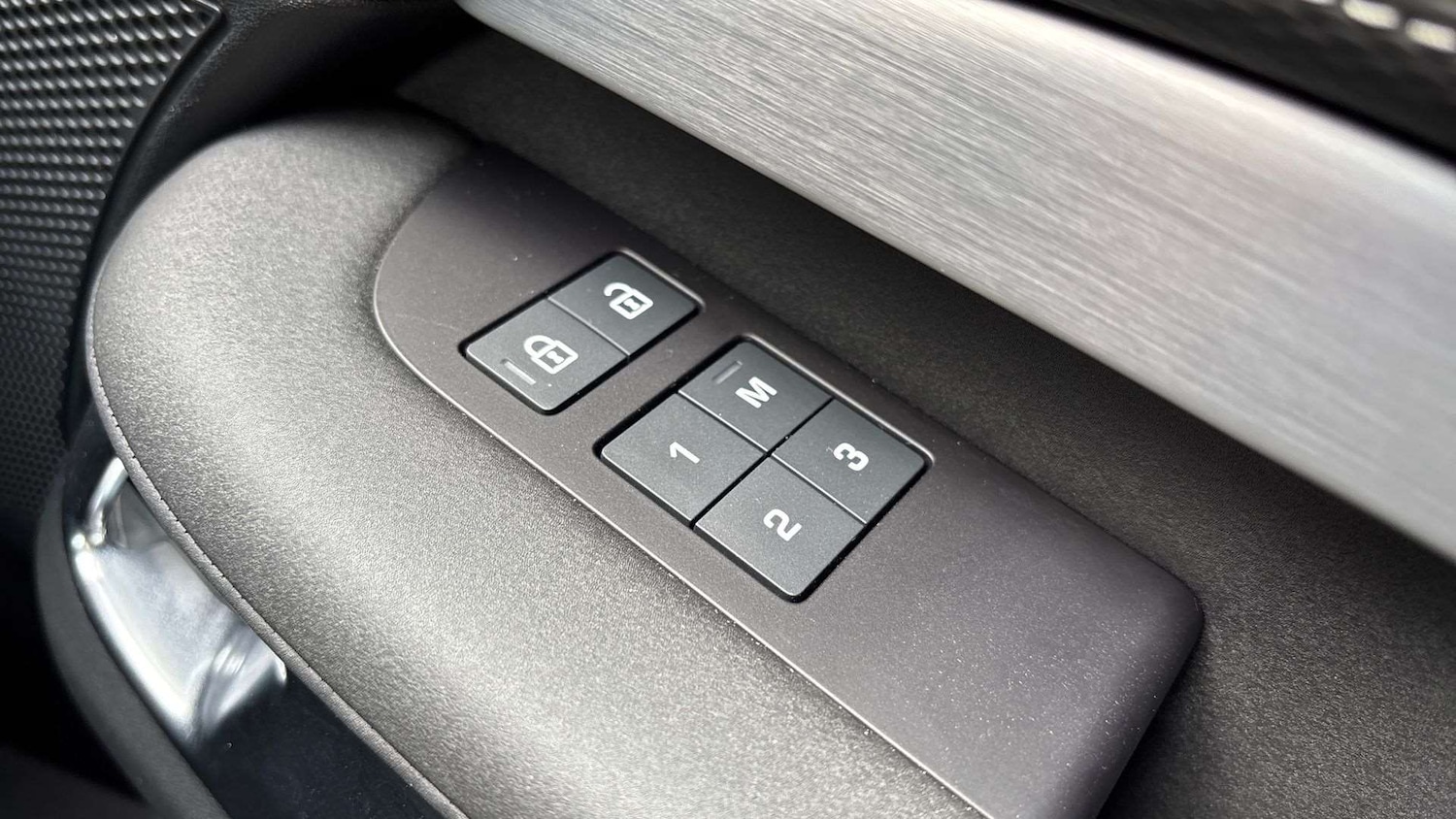 Used Land Rover Discovery 2024 for sale - 76459939: Photo 25