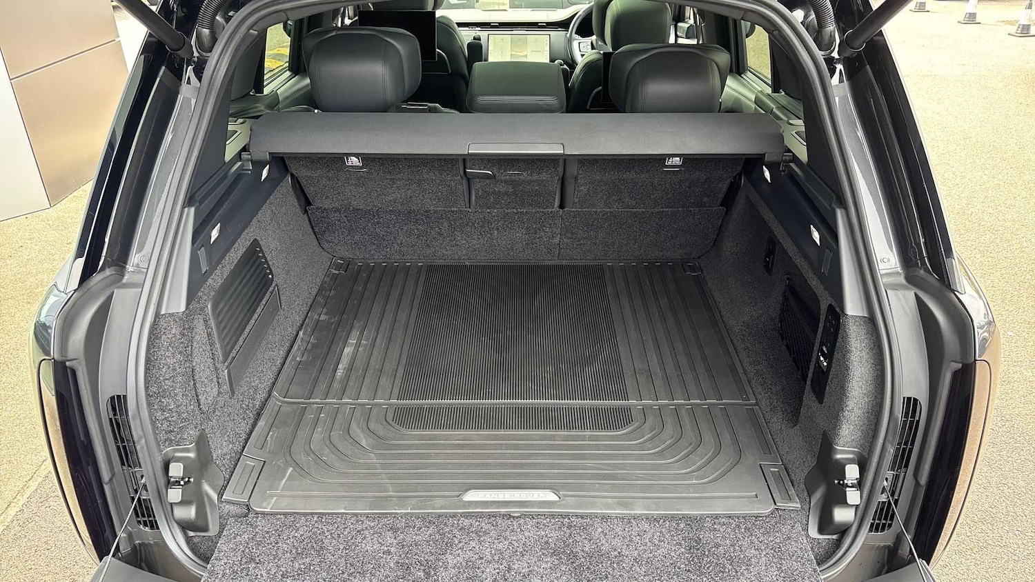 Used Land Rover Range Rover 2025 for sale - 76460116: Photo 10