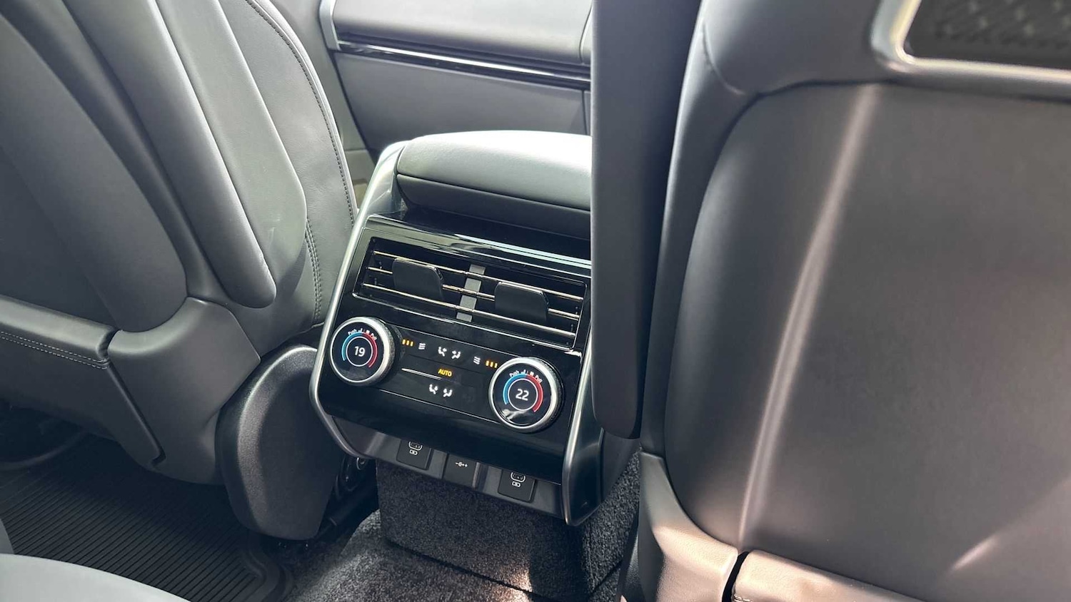 Used Land Rover Range Rover 2025 for sale - 76460116: Photo 18