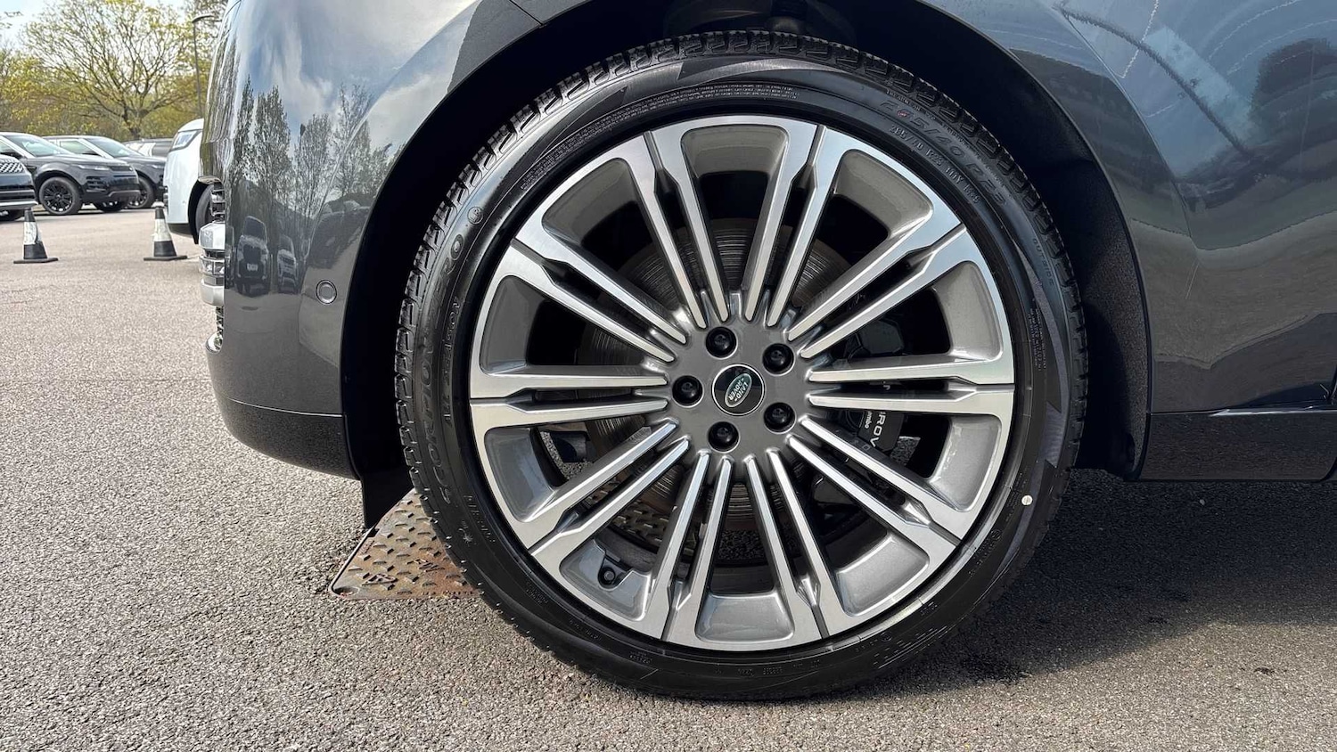 Used Land Rover Range Rover 2025 for sale - 76460116: Photo 26