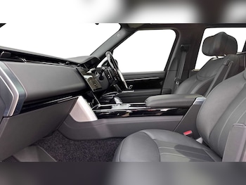 Used Land Rover Range Rover 2025 for sale - 76460116: Photo