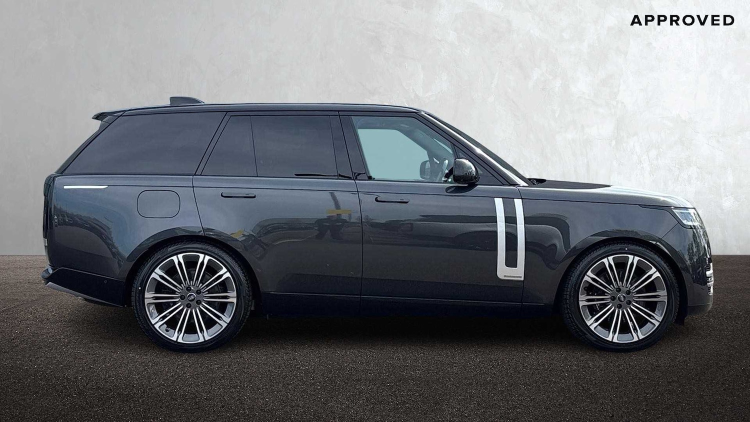 Used Land Rover Range Rover 2025 for sale - 76460116: Photo 5