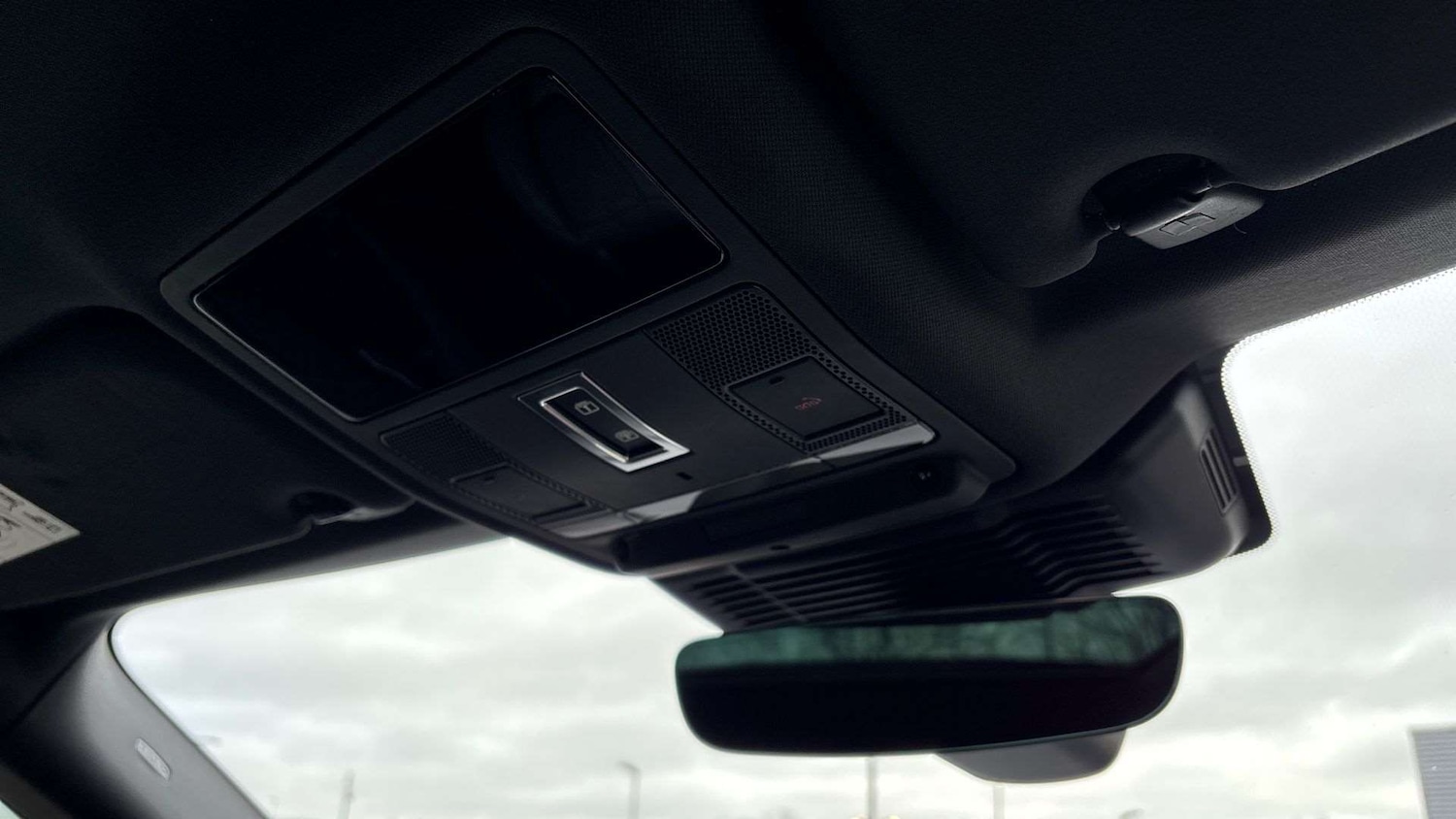 Used Land Rover Range Rover Evoque 2025 for sale - 77526883: Photo 23