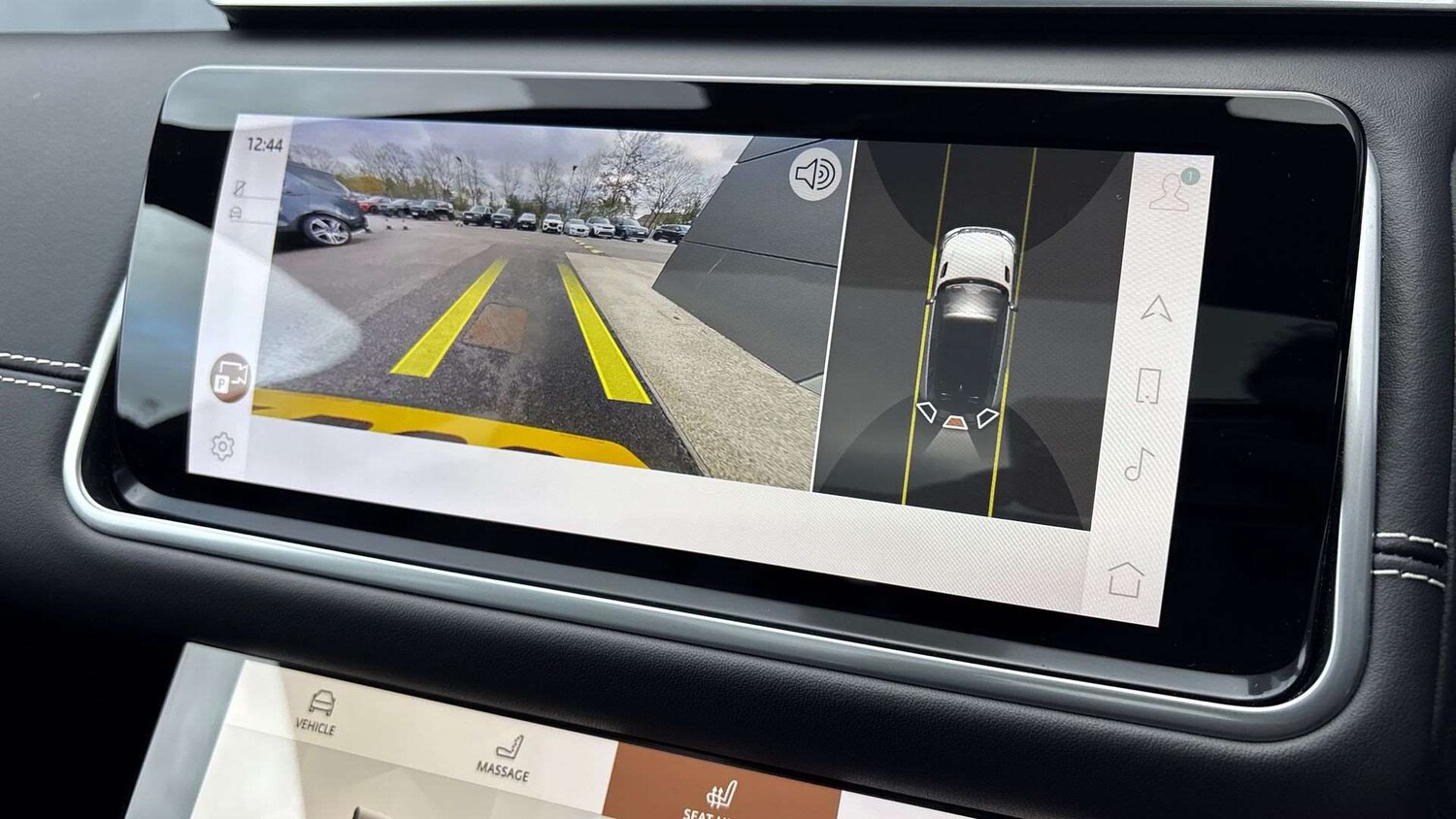 Used Land Rover Range Rover Velar 2023 for sale - 76564452: Photo 12