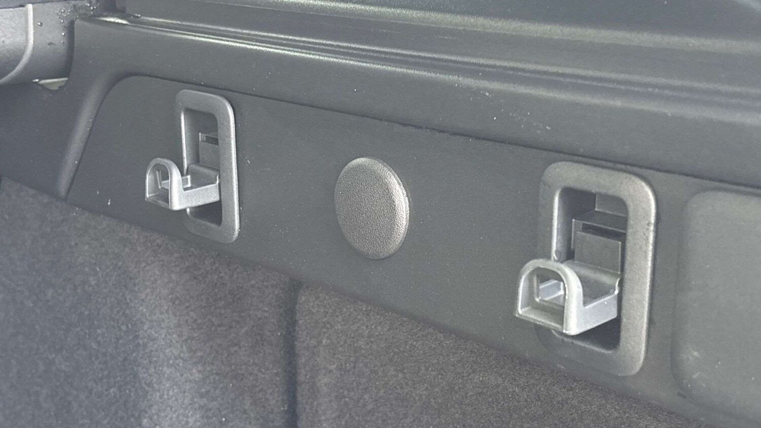 Used Land Rover Range Rover Velar 2023 for sale - 76564452: Photo 27