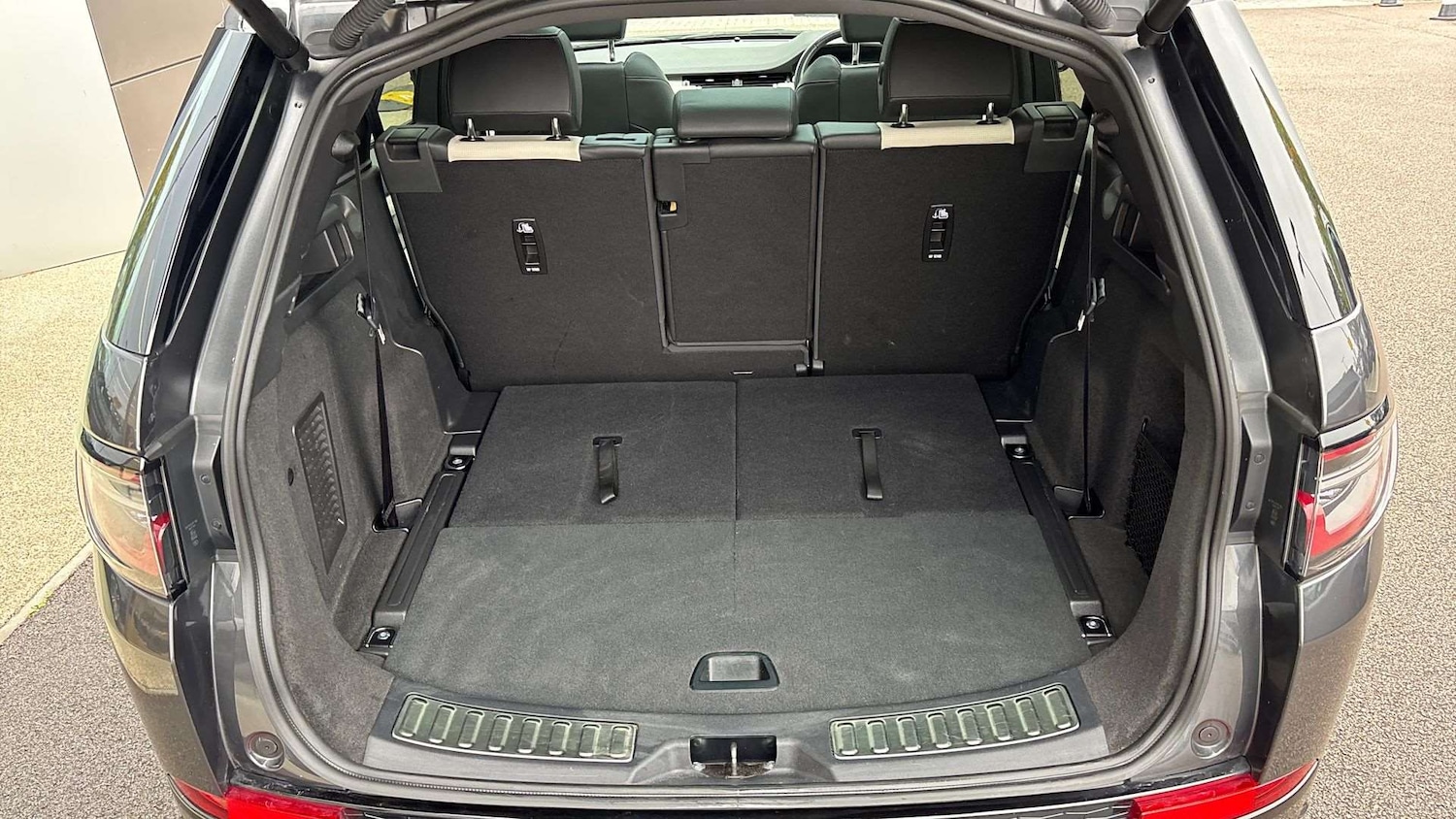 Used Land Rover Discovery Sport 2023 for sale - 76460345: Photo 10