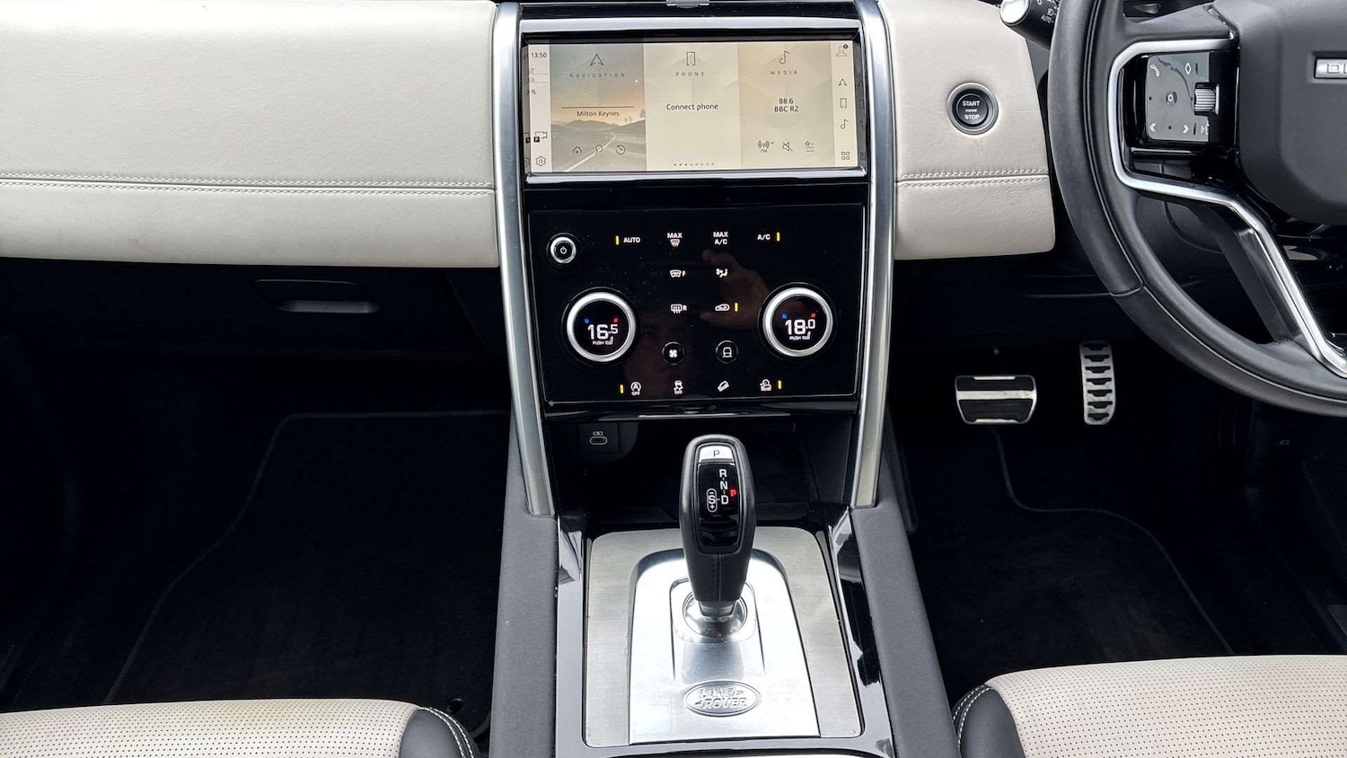 Used Land Rover Discovery Sport 2023 for sale - 76460345: Photo 14