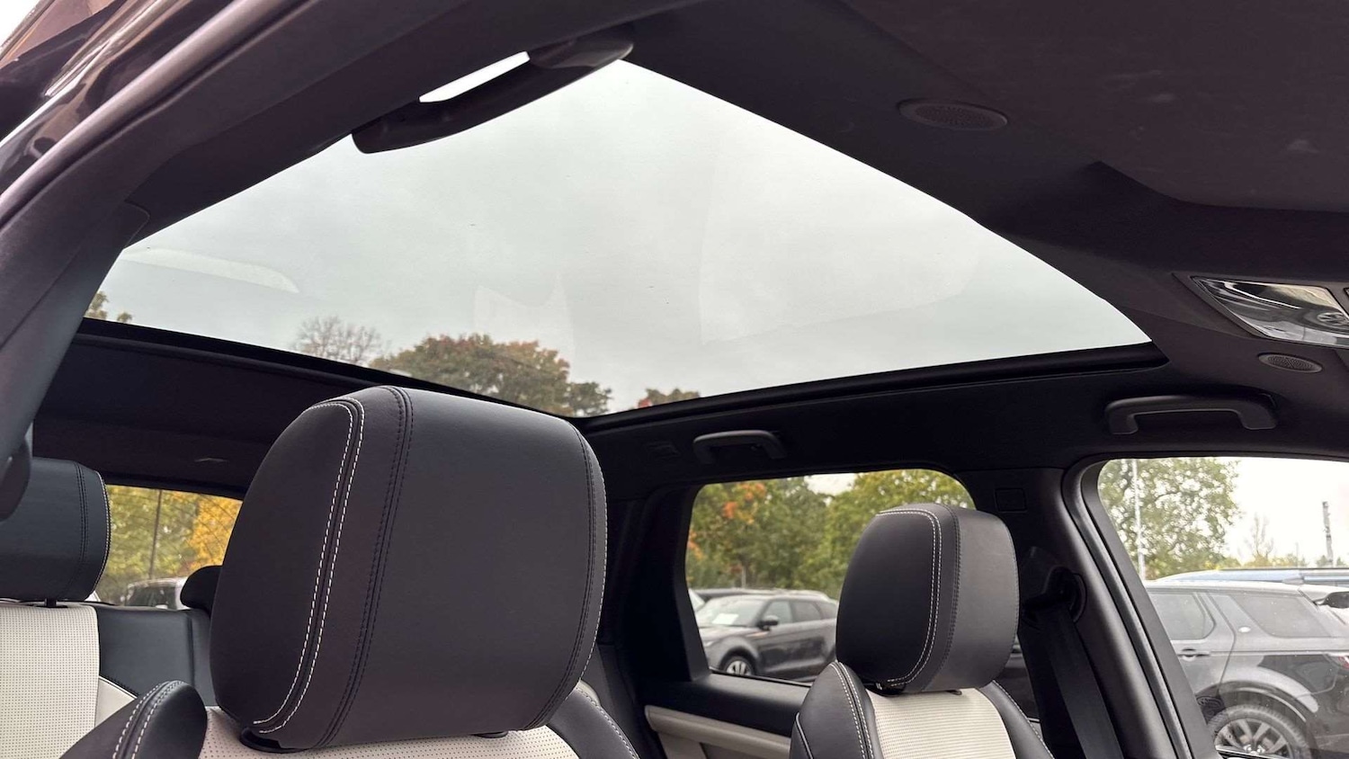 Used Land Rover Discovery Sport 2023 for sale - 76460345: Photo 21