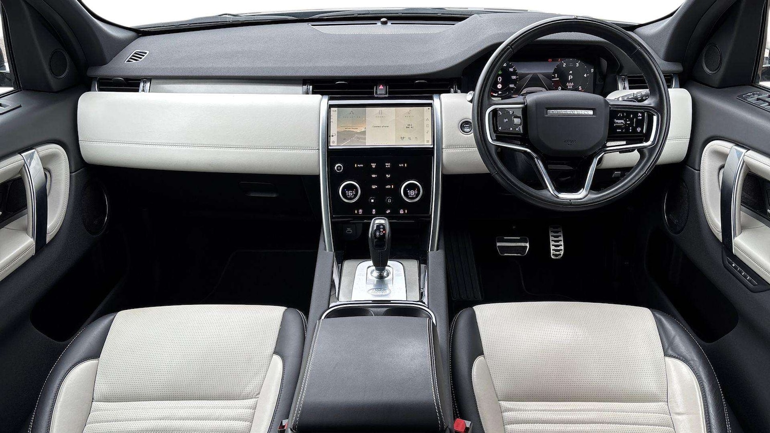 Used Land Rover Discovery Sport 2023 for sale - 76460345: Photo 9