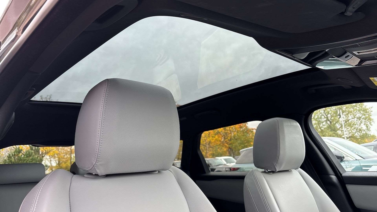 Used Land Rover Range Rover Velar 2023 for sale - 76460205: Photo 21