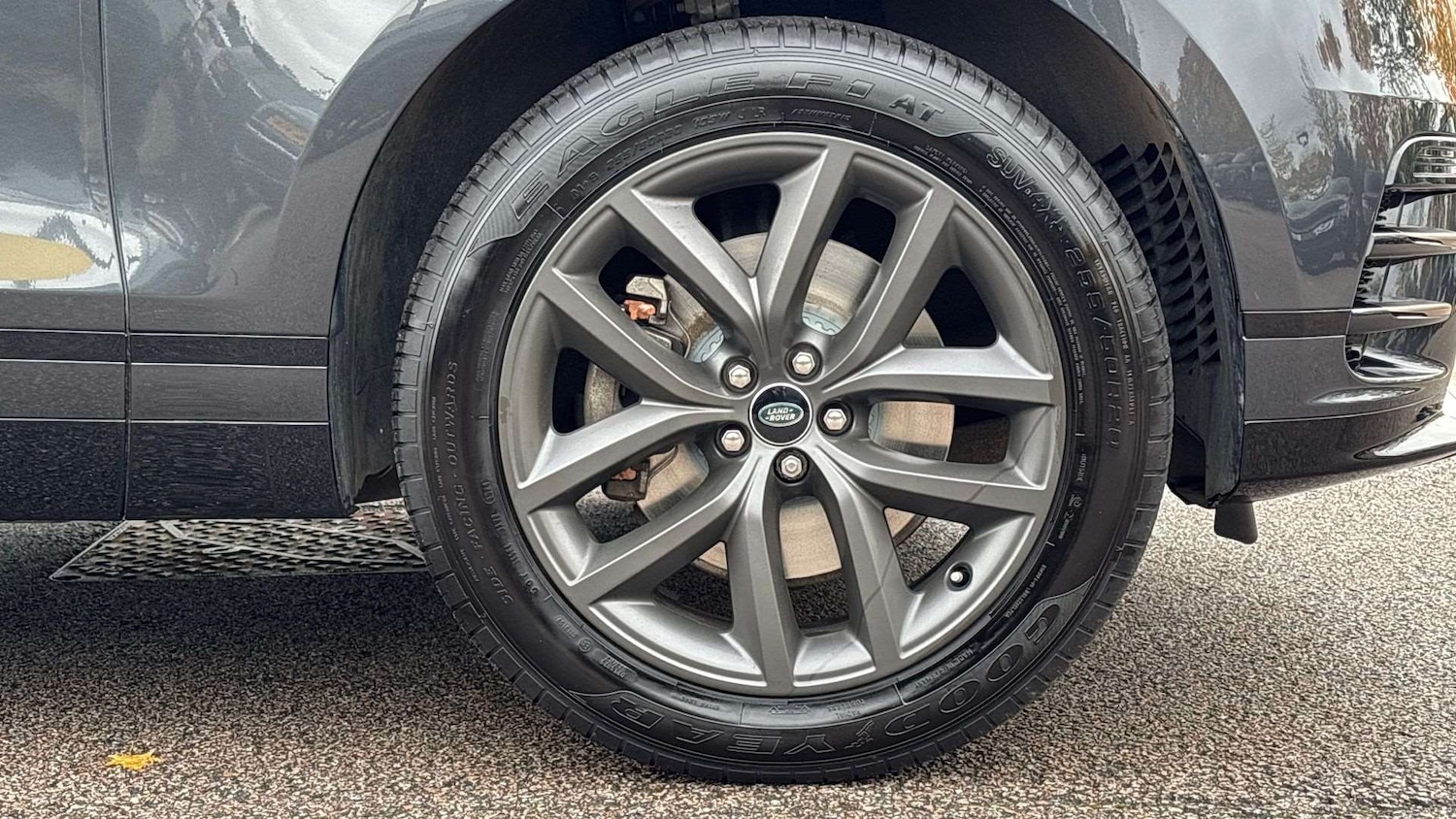 Used Land Rover Range Rover Velar 2023 for sale - 76460205: Photo 8