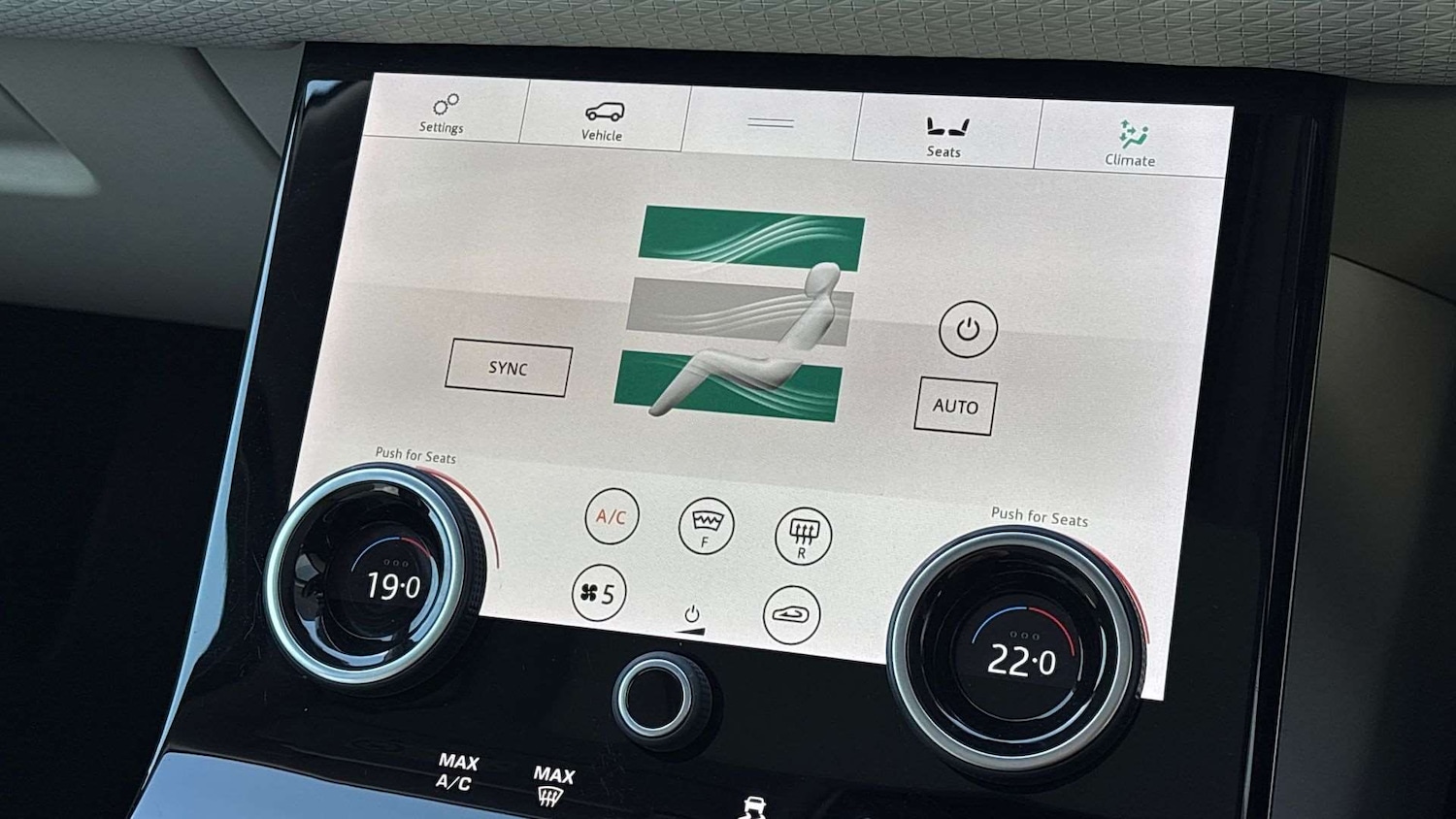 Used Land Rover Range Rover Velar 2020 for sale - 76459783: Photo 29