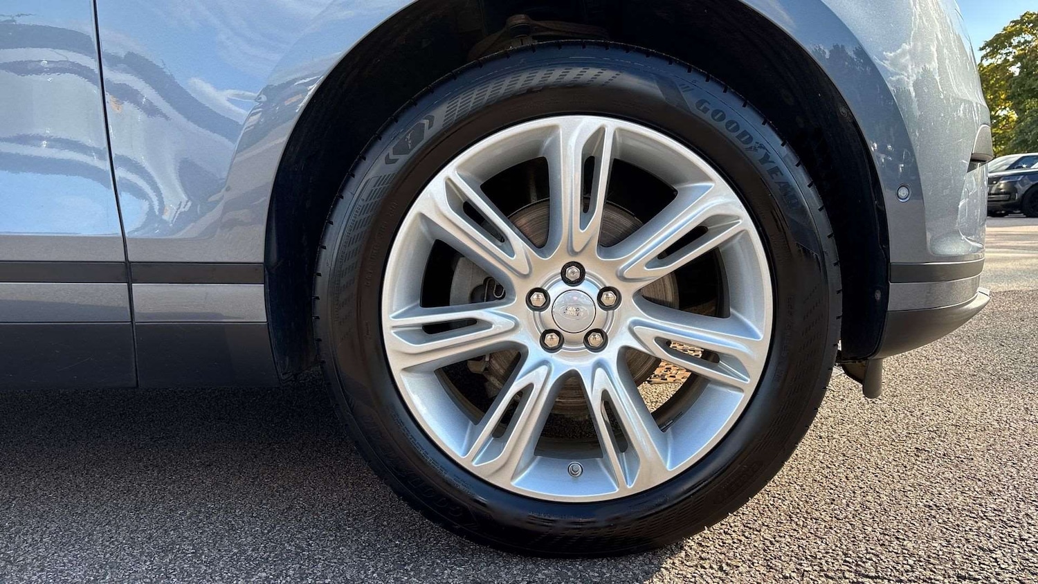 Used Land Rover Range Rover Velar 2020 for sale - 76459783: Photo 8