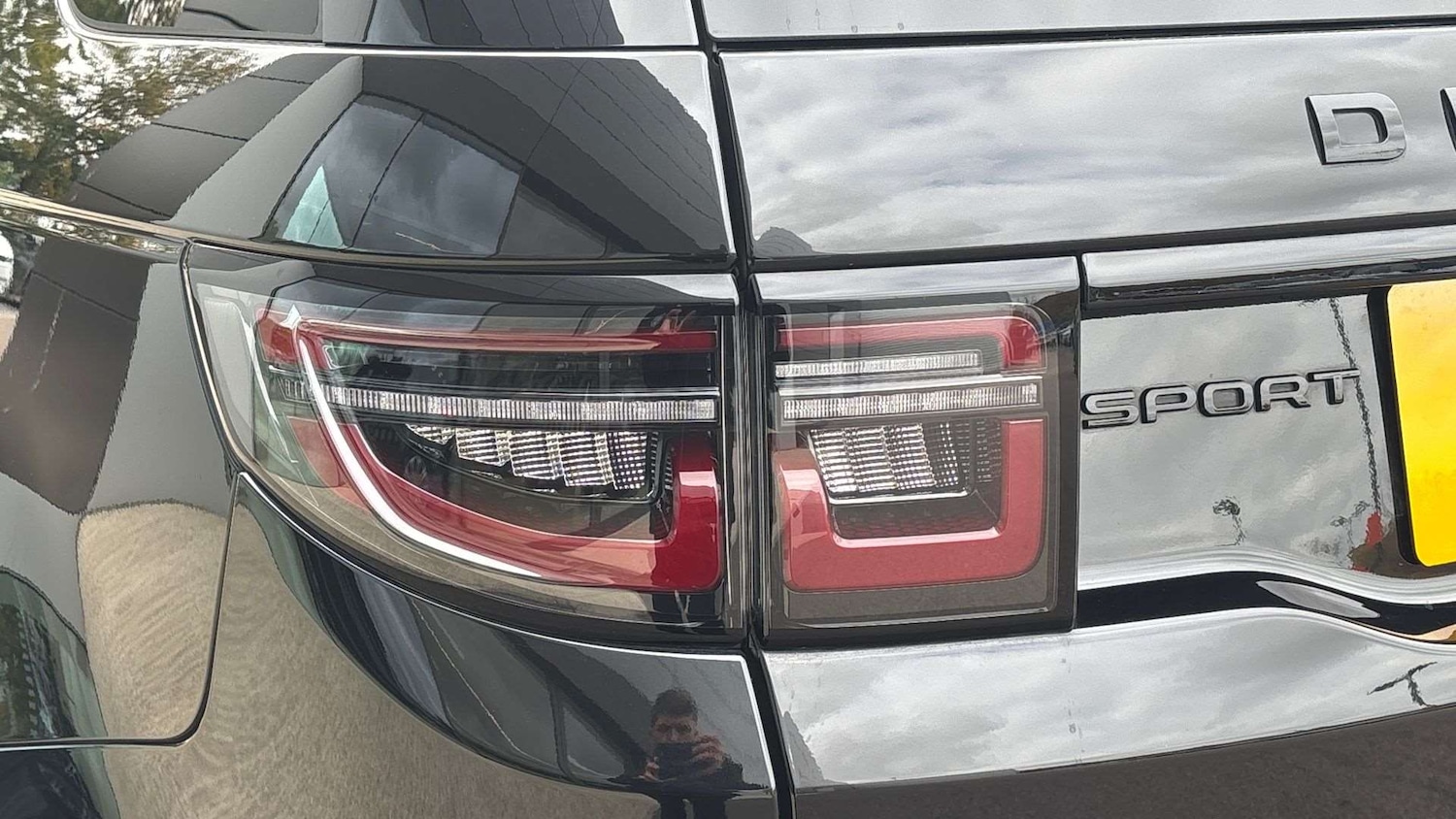 Used Land Rover Discovery Sport 2024 for sale - 76460463: Photo 19