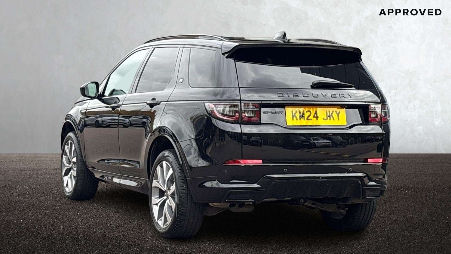 Used Land Rover Discovery Sport 2024 for sale - 76460463: Photo 2