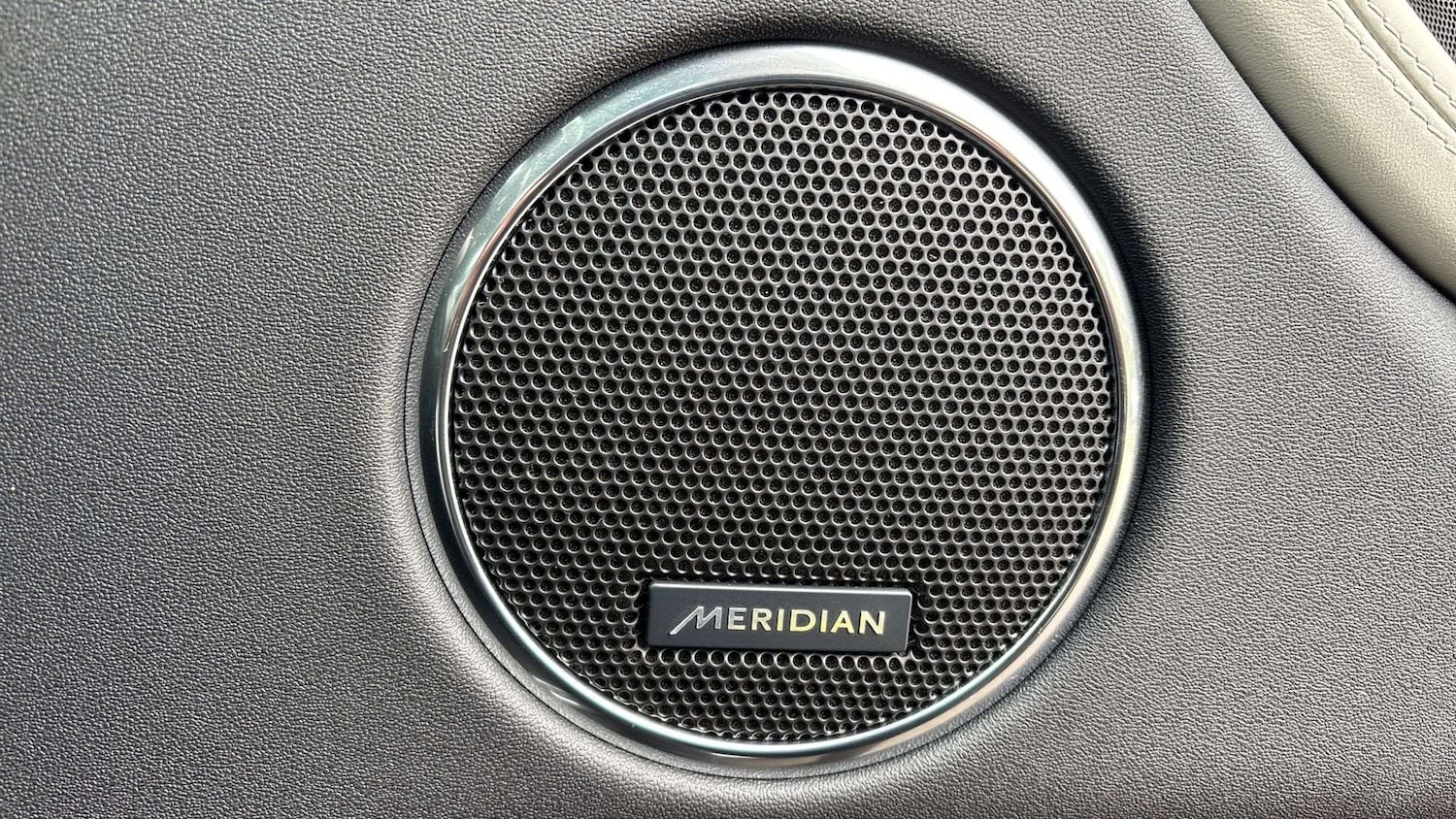 Used Land Rover Discovery Sport 2024 for sale - 76460463: Photo 24