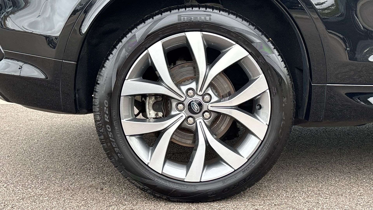 Used Land Rover Discovery Sport 2024 for sale - 76460463: Photo 30