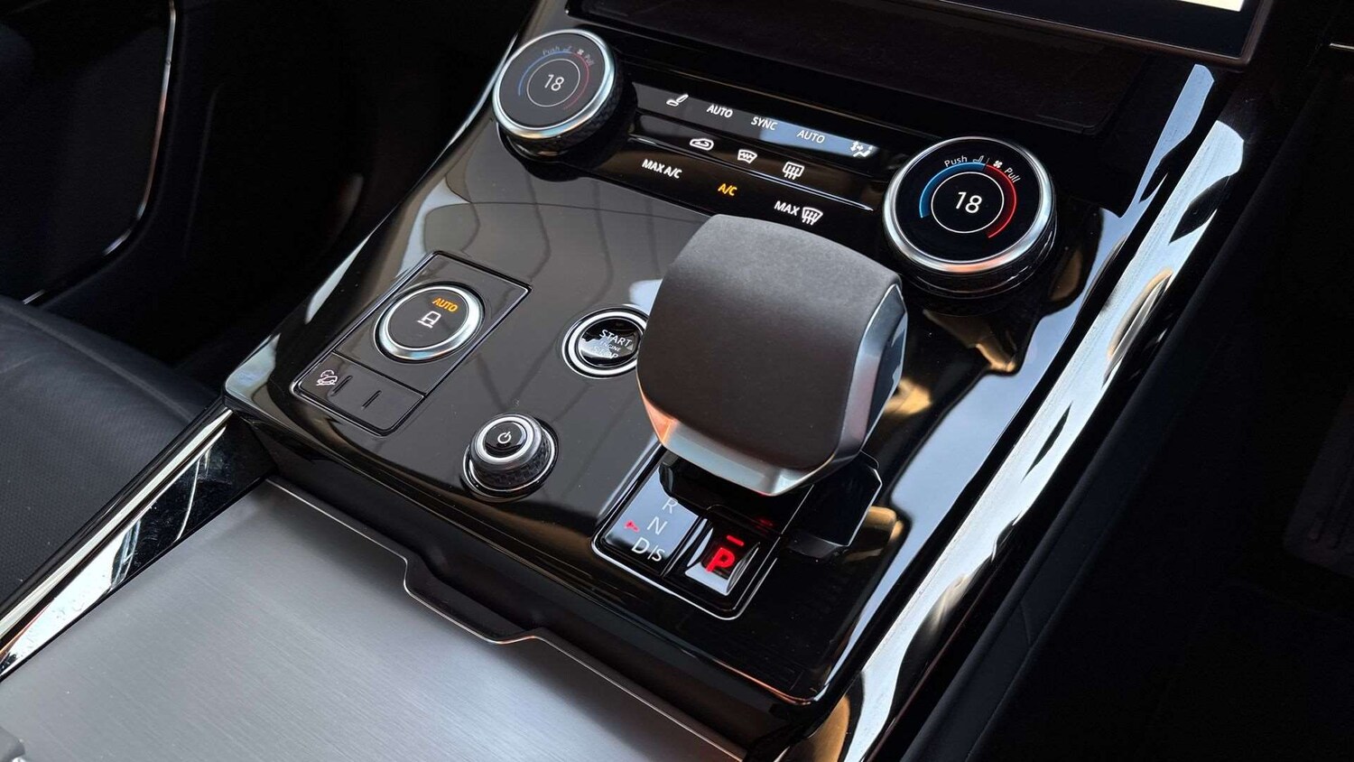 Used Land Rover Range Rover Sport 2023 for sale - 77756478: Photo 13