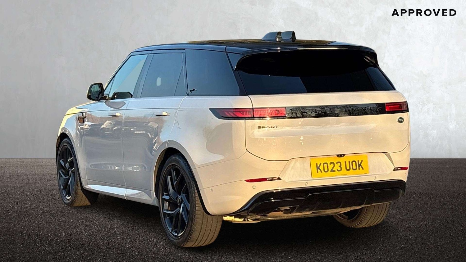 Used Land Rover Range Rover Sport 2023 for sale - 77756478: Photo 2