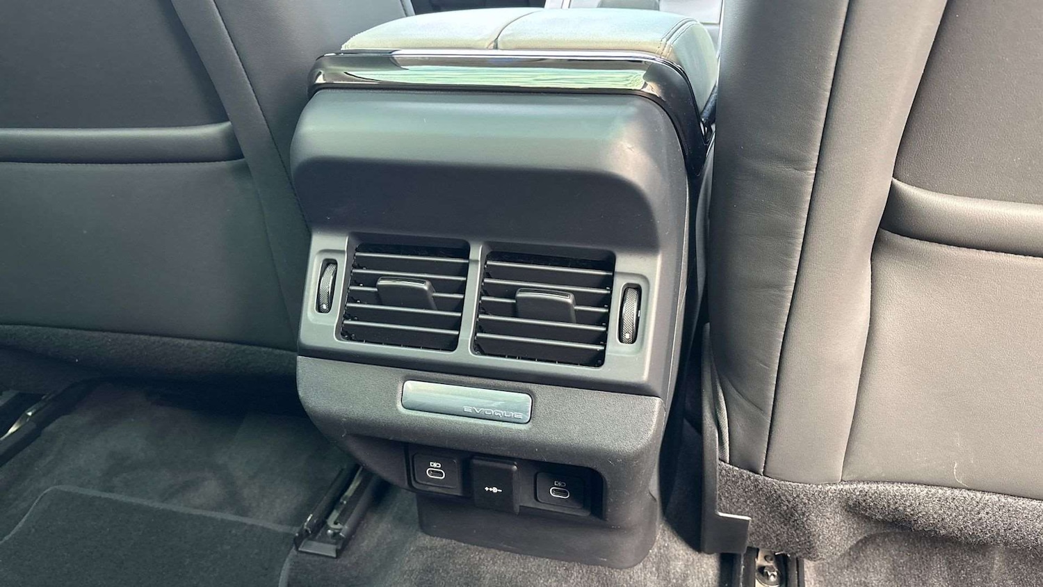 Used Land Rover Range Rover Evoque 2024 for sale - 76460331: Photo 18