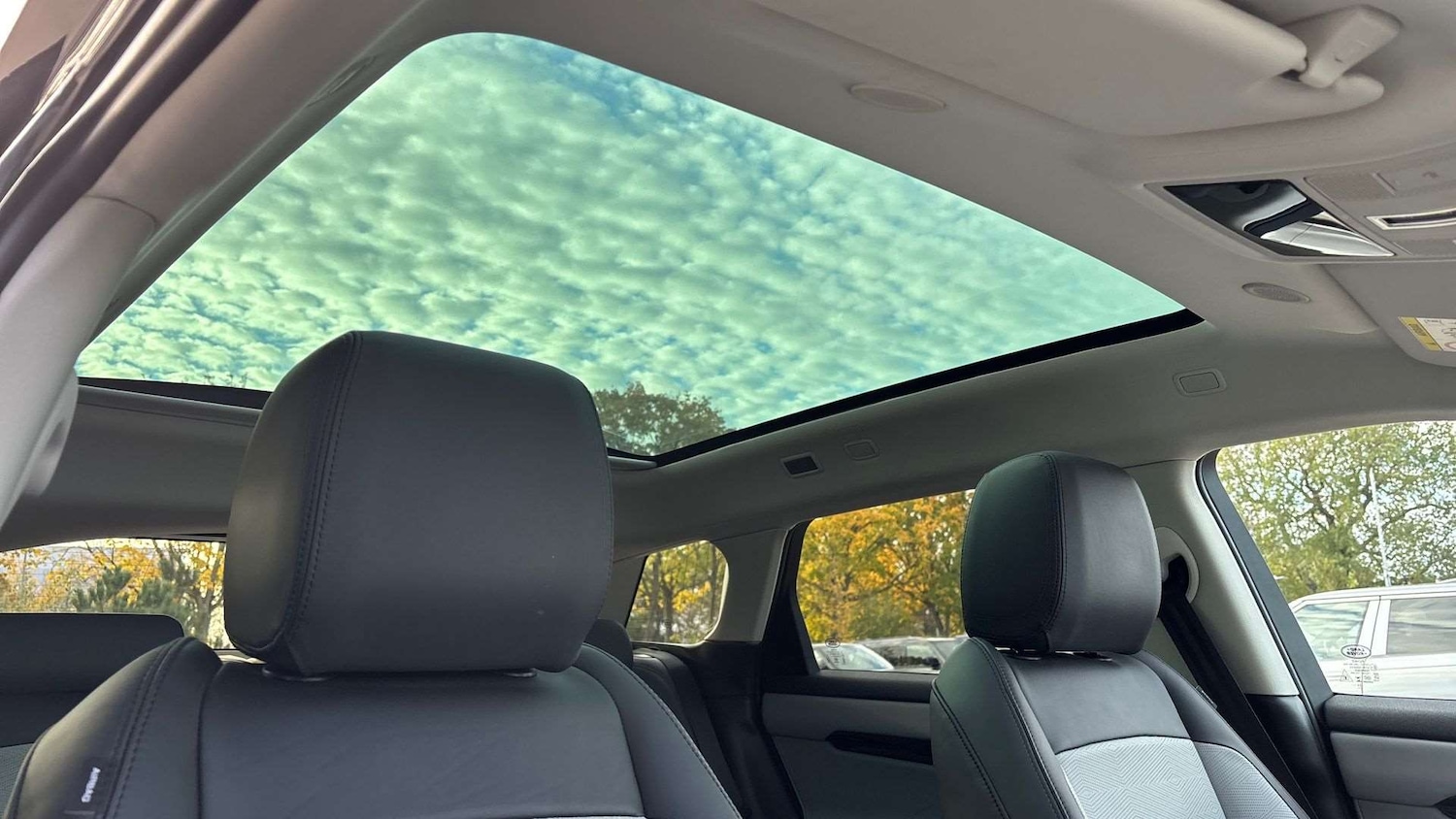 Used Land Rover Range Rover Evoque 2024 for sale - 76460331: Photo 21