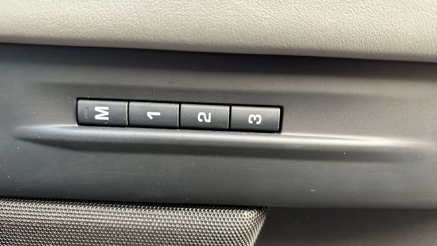 Used Land Rover Range Rover Evoque 2024 for sale - 76460331: Photo 25