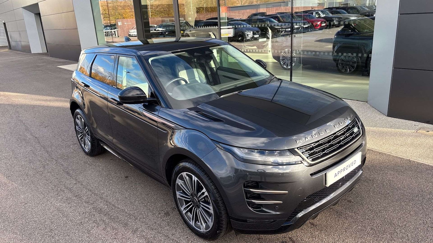 Used Land Rover Range Rover Evoque 2024 for sale - 76460331: Photo 29