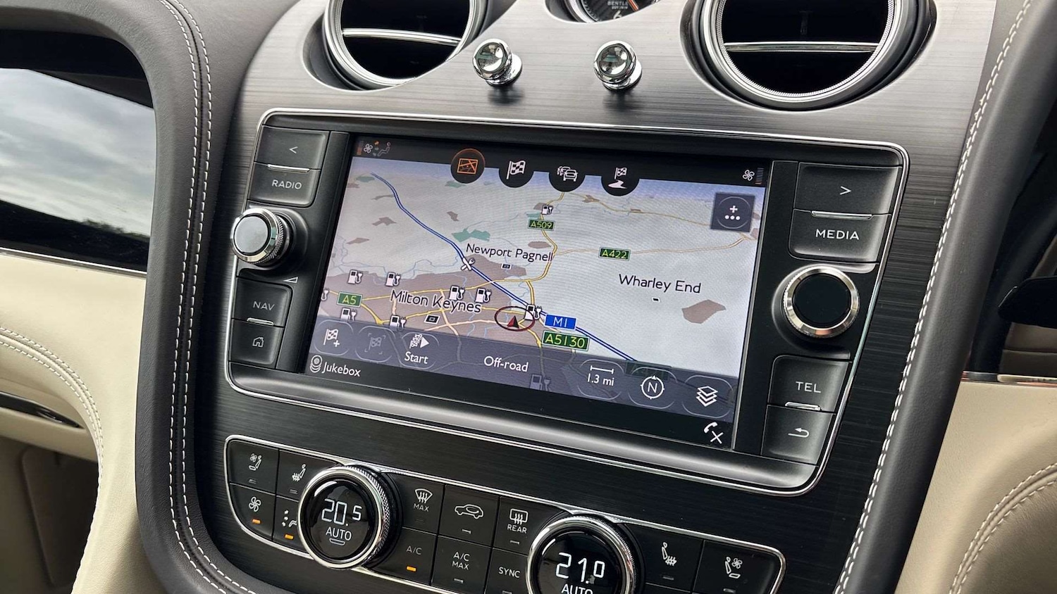 Used Bentley Bentayga 2018 for sale - 76460165: Photo 11