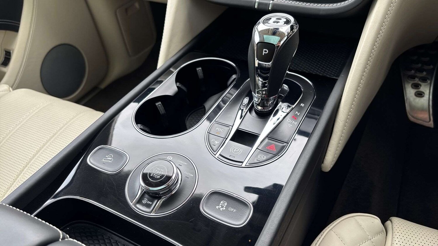 Used Bentley Bentayga 2018 for sale - 76460165: Photo 13