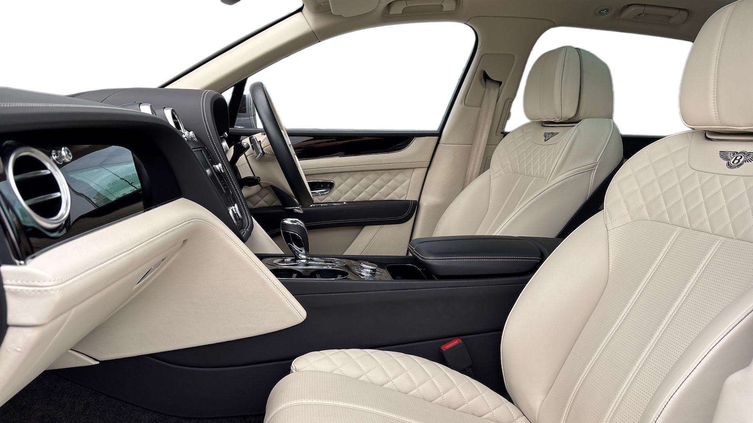 Used Bentley Bentayga 2018 for sale - 76460165: Photo 3