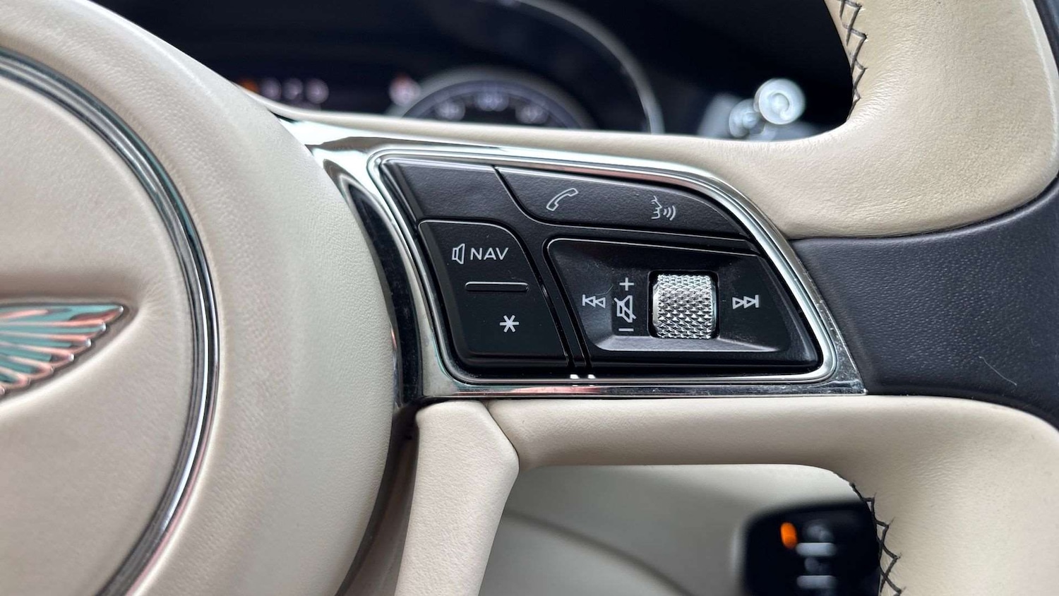 Used Bentley Bentayga 2018 for sale - 76460165: Photo 31