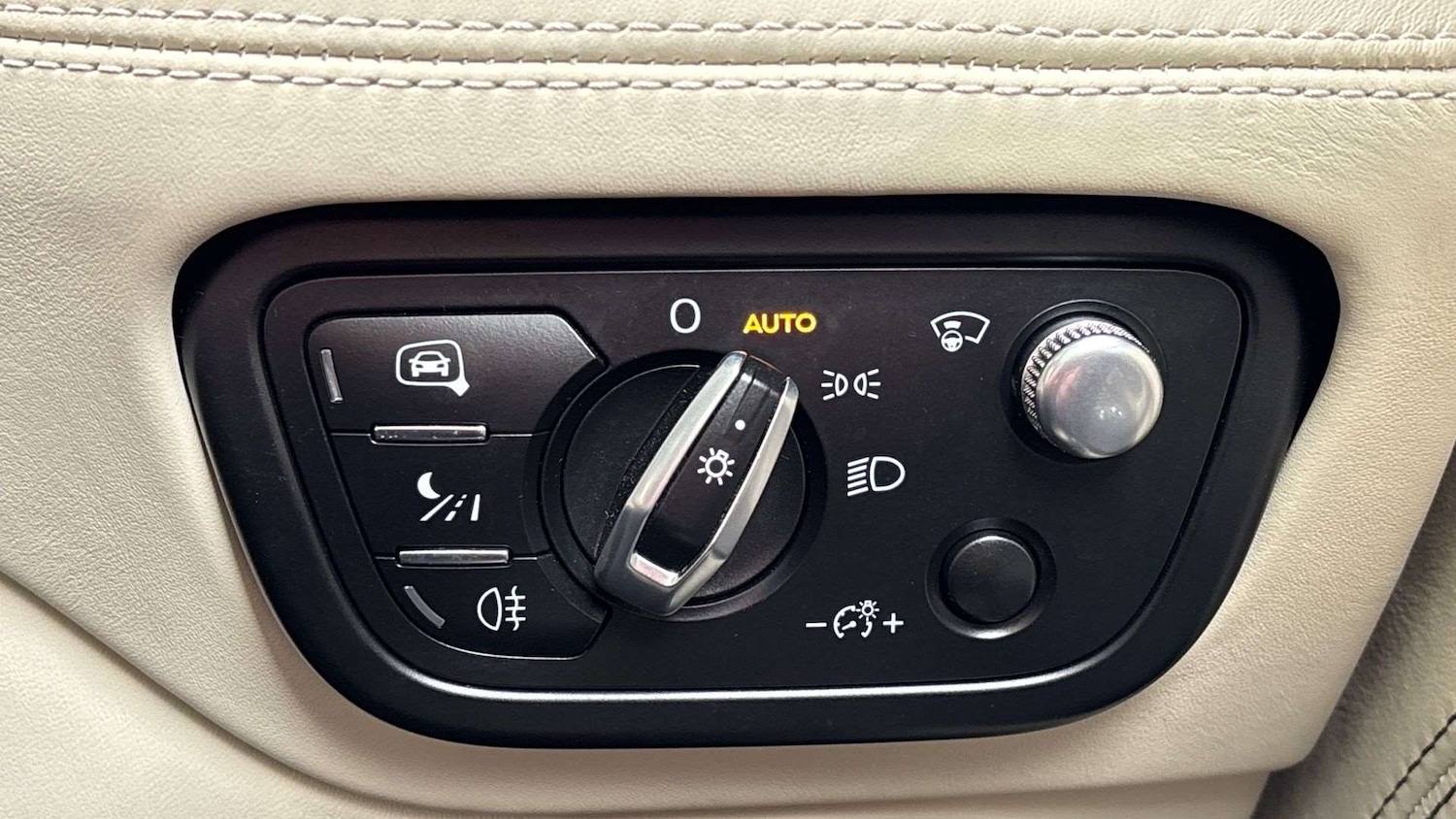 Used Bentley Bentayga 2018 for sale - 76460165: Photo 33