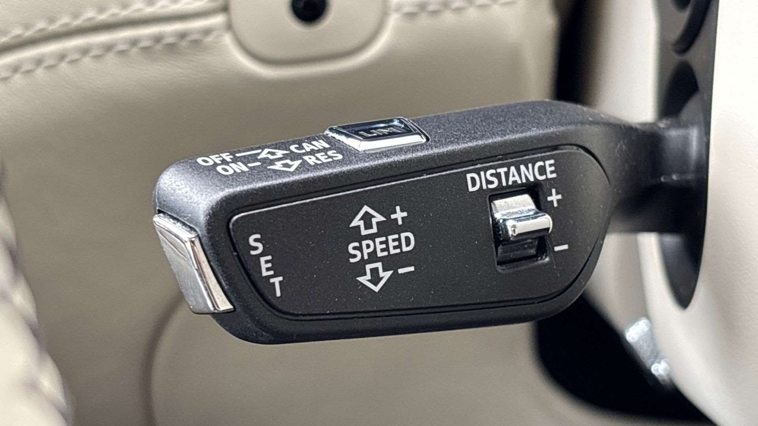 Used Bentley Bentayga 2018 for sale - 76460165: Photo 34