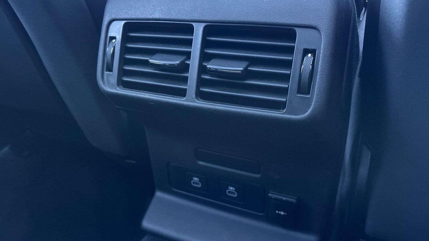 Used Land Rover Range Rover Velar 2025 for sale - 76460042: Photo 18