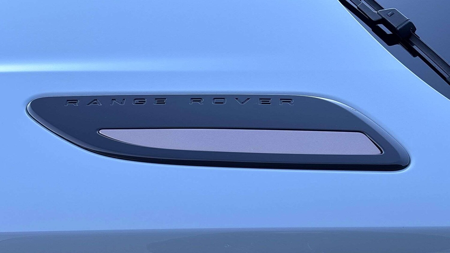 Used Land Rover Range Rover Velar 2025 for sale - 76460042: Photo 28