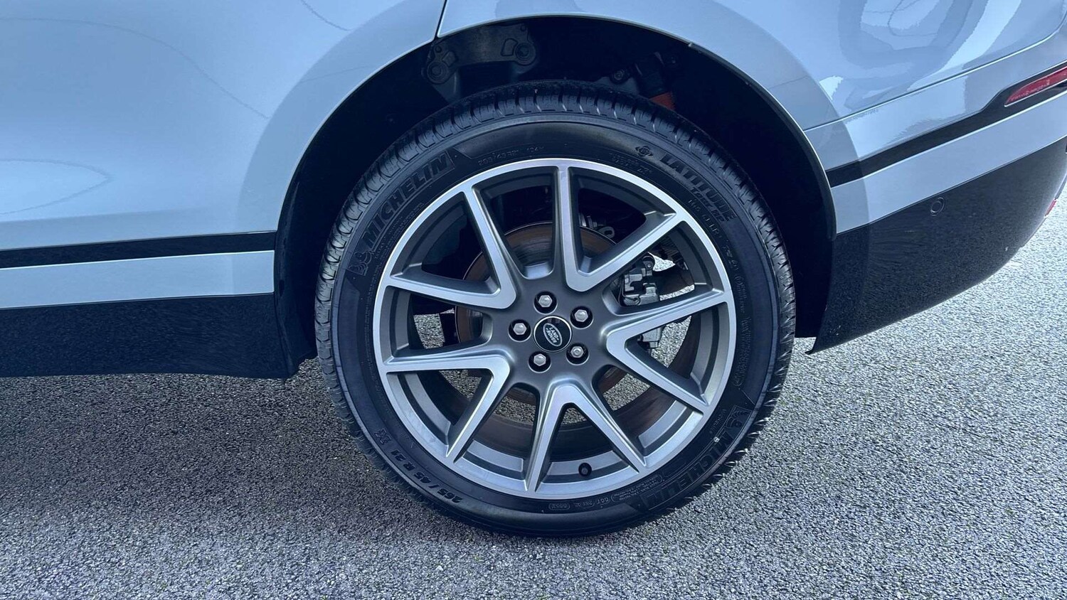 Used Land Rover Range Rover Velar 2025 for sale - 76460042: Photo 31