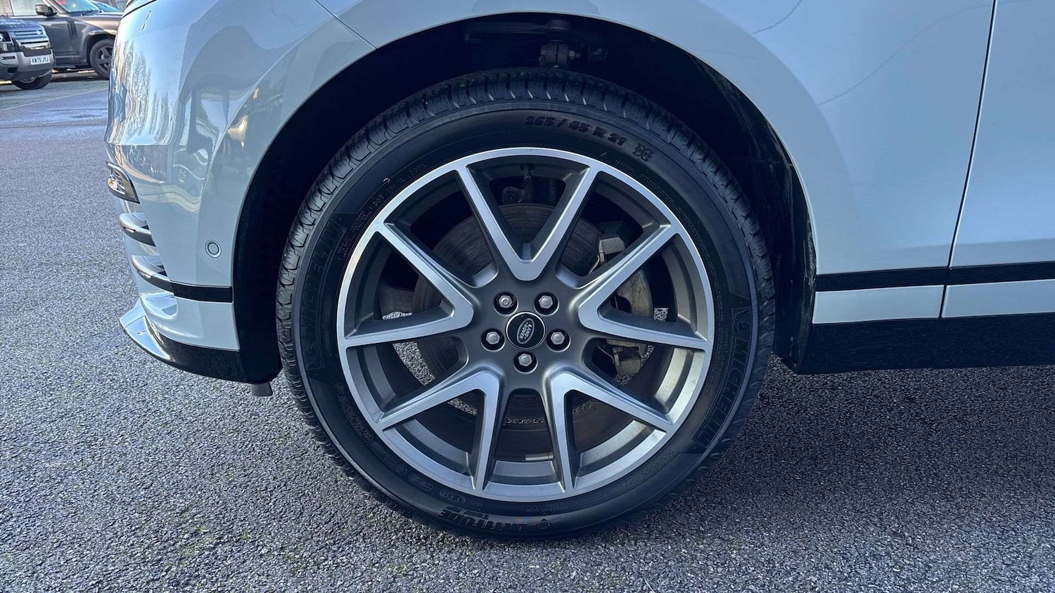 Used Land Rover Range Rover Velar 2025 for sale - 76460042: Photo 32