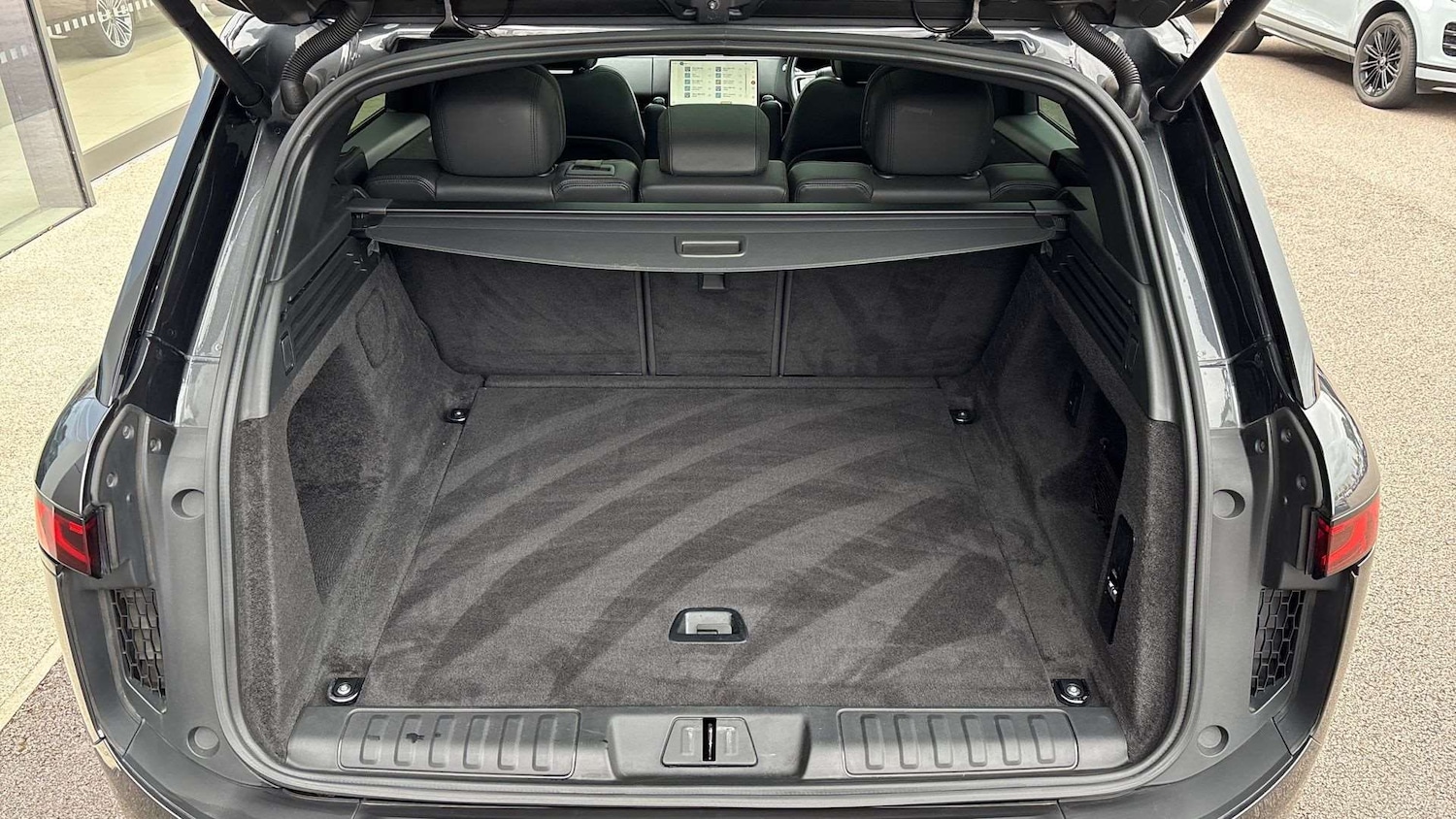 Used Land Rover Range Rover Sport 2023 for sale - 76459943: Photo 10