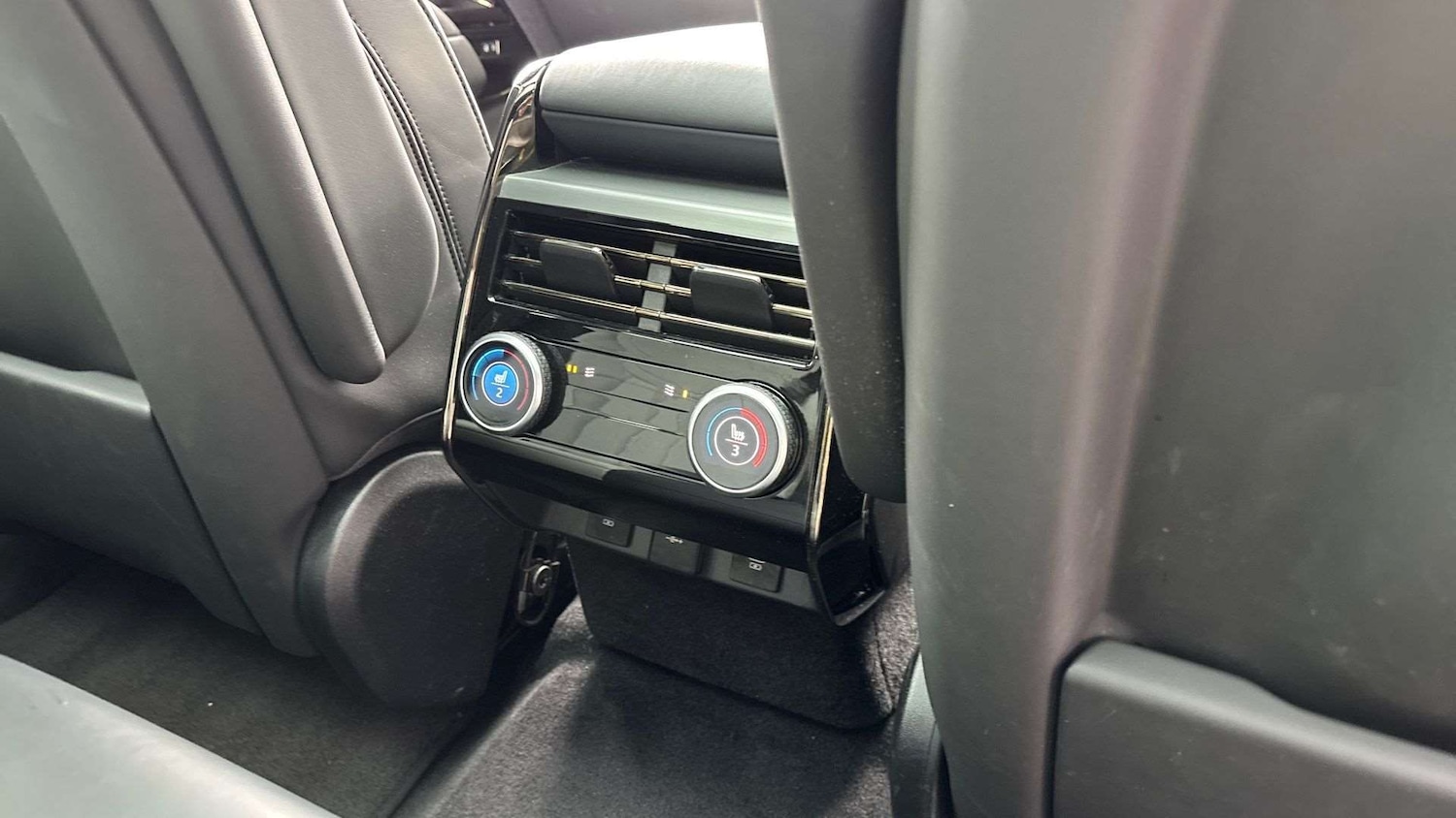 Used Land Rover Range Rover Sport 2024 for sale - 76459909: Photo 18