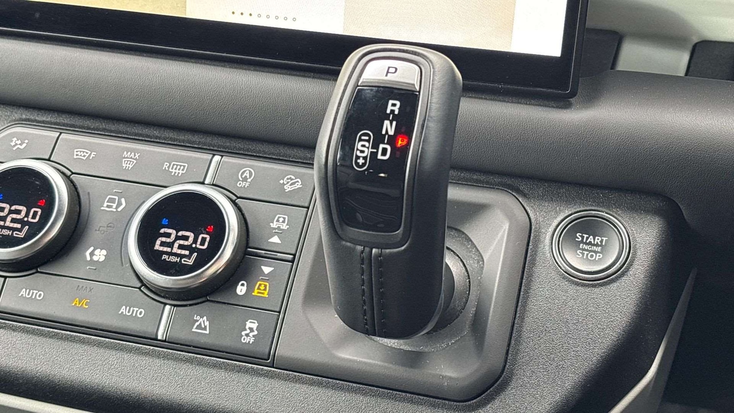 Used Land Rover Defender 2024 for sale - 76459869: Photo 13